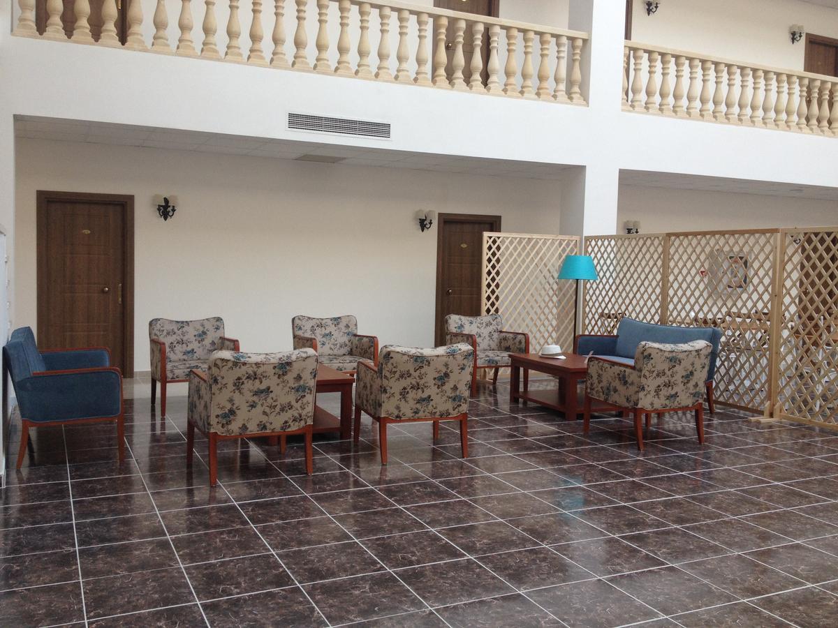 Lucette Guest House Pitsunda Exterior foto